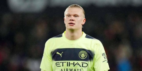 【早报】24岁，是法国队长