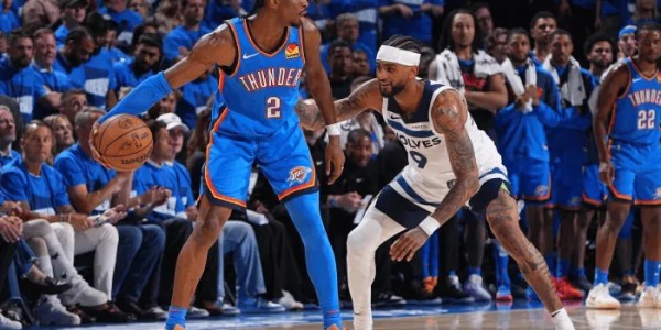 开云下载-共享的姓氏，共同的梦想：这两个“亚历山大”，用篮球写下家族传奇