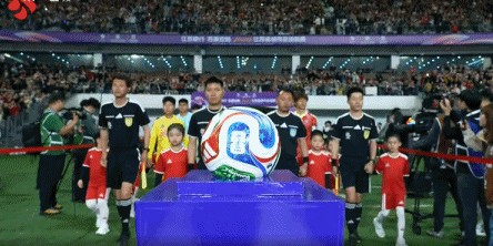 南通队0-0徐州队，李贤成定位球造险